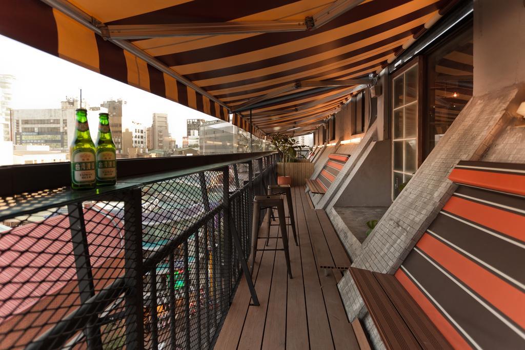 Ximen Wow Hostel Taipéi Exterior foto